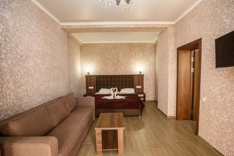 Семейный 4-местный 2-комнатный (с видом на море)