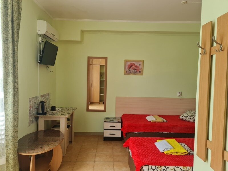 Стандартный 2-местный (с балконом) (8)