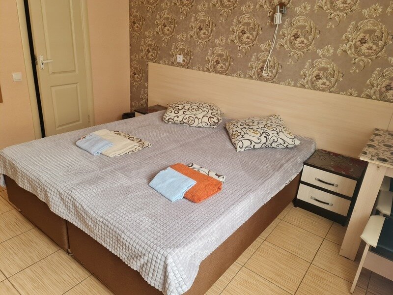 Стандартный 3-местный (без балкона) (9)