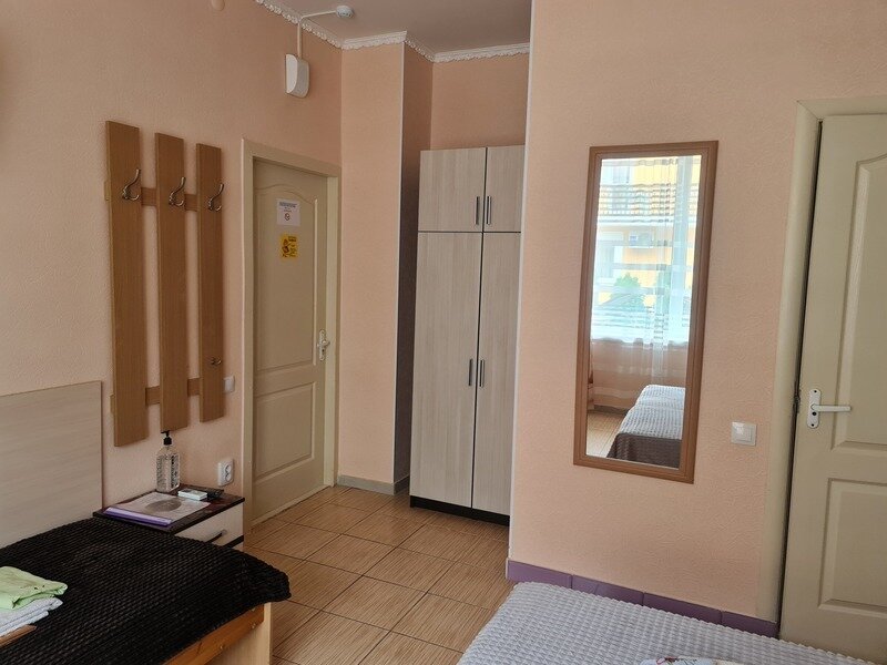 Стандартный 3-местный (без балкона) (12)