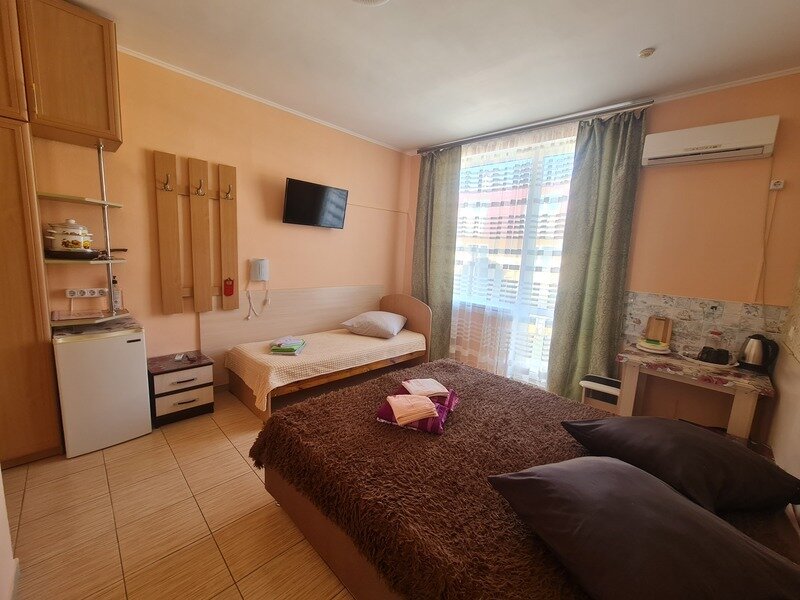 Стандартный 3-местный (с балконом)