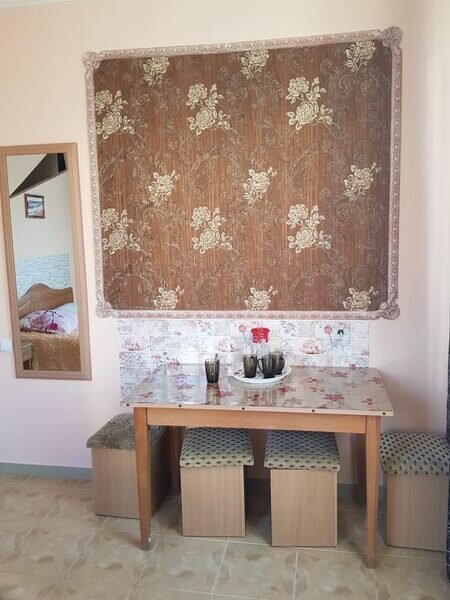 Стандартный 4-местный (с балконом) (4)