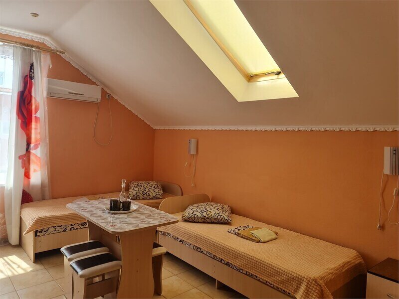 Улучшенный 3-местный (без балкона)