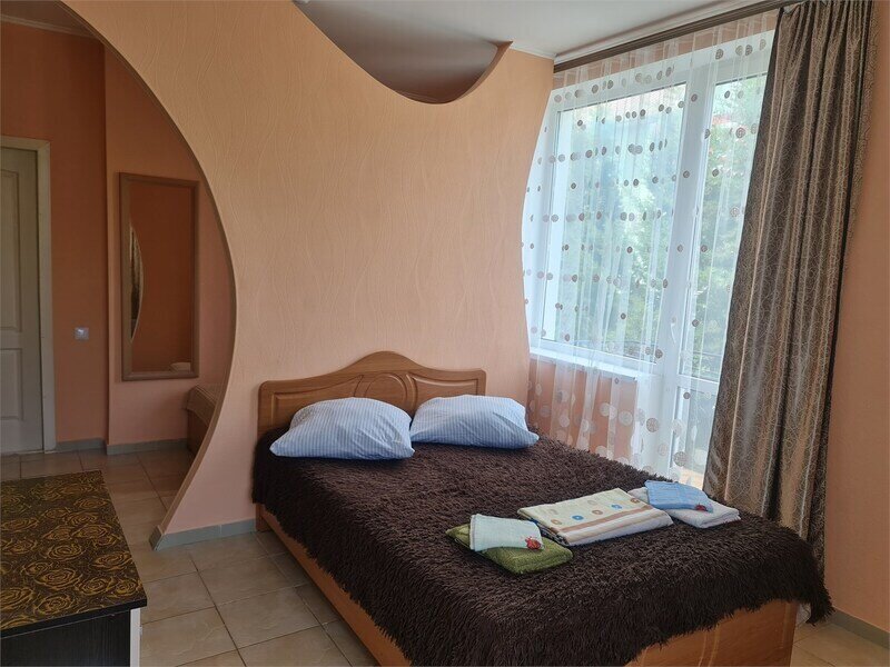 Улучшенный 3-местный (с балконом)