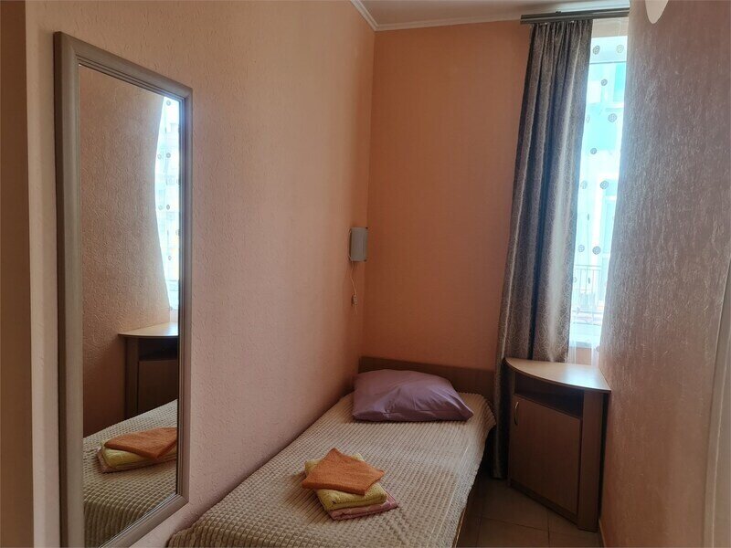 Улучшенный 3-местный (с балконом)