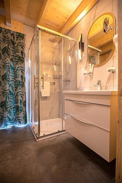 637589345409576385-eeb7ec71-5cf4-4b38-a150-098ff8b13bf0