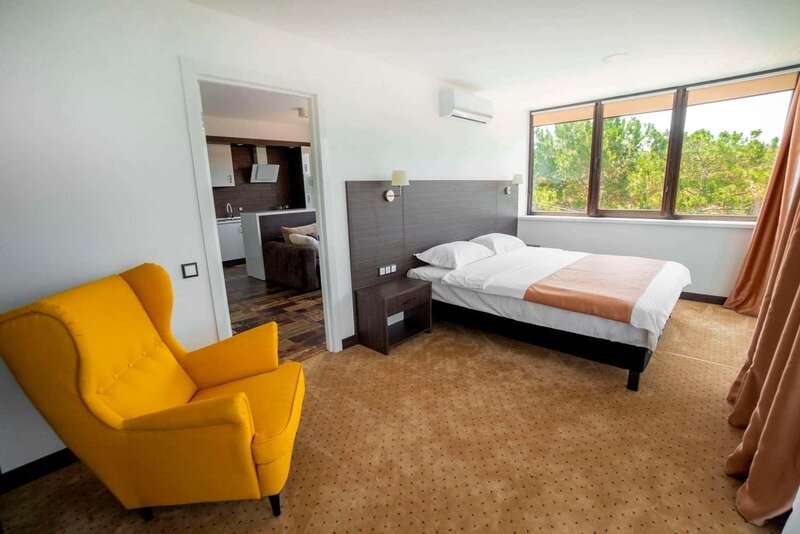 Люкс 3-местный 2-комнатный (7)