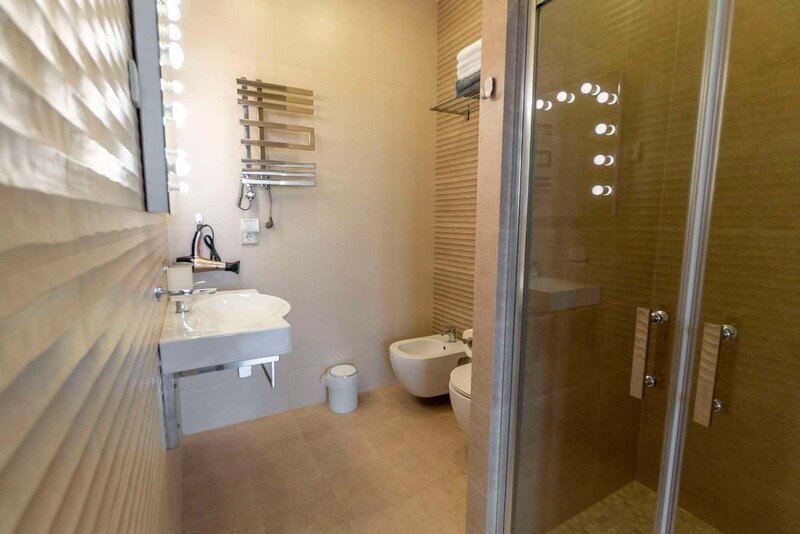 Люкс 3-местный 2-комнатный (5)