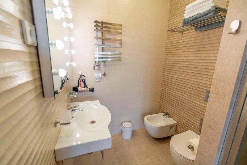 Люкс 3-местный 2-комнатный (6)