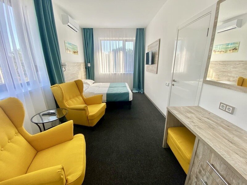 Полулюкс 3-местный 2-комнатный (2)