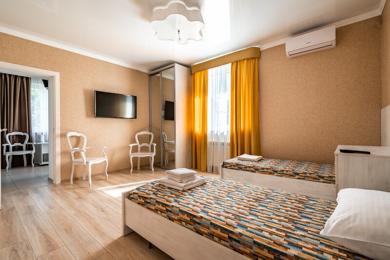 Семейный 4-местный