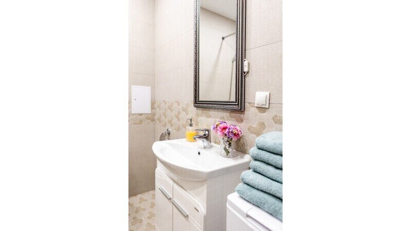 Апартаменты люкс 6-местные (3-комнатные)