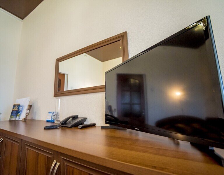 Высшая категория 1 местный