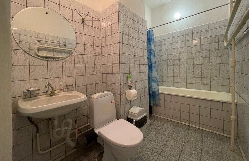 Стандартный 2-местный 2-комнатный (№1, с ремонтом, с ванной)