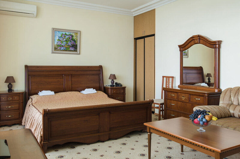 Люкс 2-местный 2-комнатный (корпус Главный)