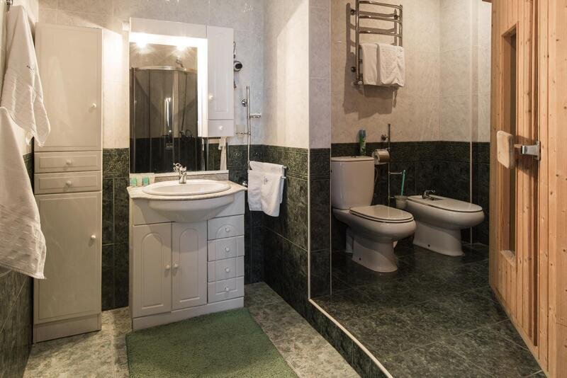 Люкс 2-местный 2-комнатный (с балконом корпус Морской)