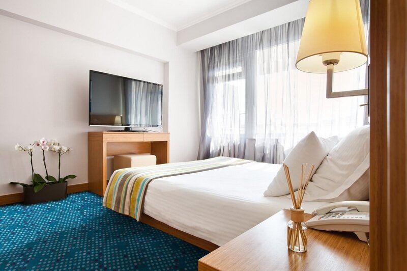 Стандартный 3-местный 2-комнатный (с двуспальной кроватью и раскладным диваном)