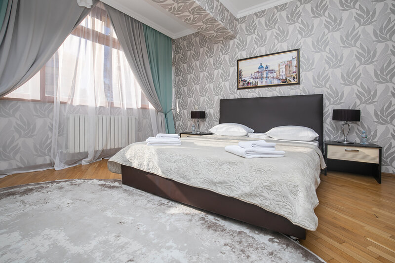 Люкс 2-местный 3-комнатный (с кухней и балконом)