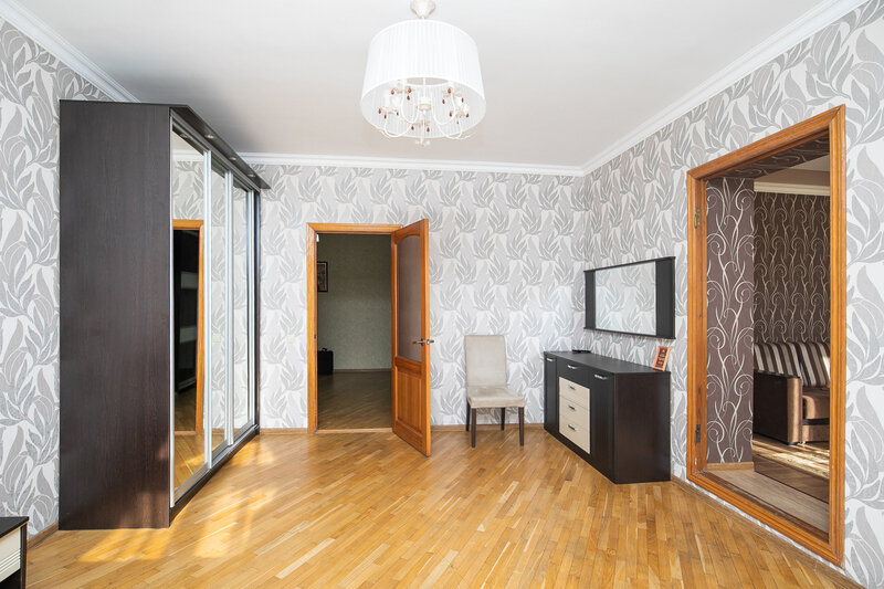 Люкс 2-местный 3-комнатный (с кухней и балконом)