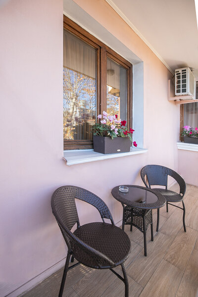 Люкс 2-местный 3-комнатный (с кухней и балконом)