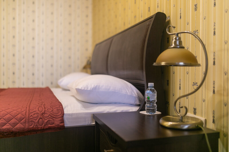 Люкс 4-местный 3-комнатный (с кухней и бильярдом)