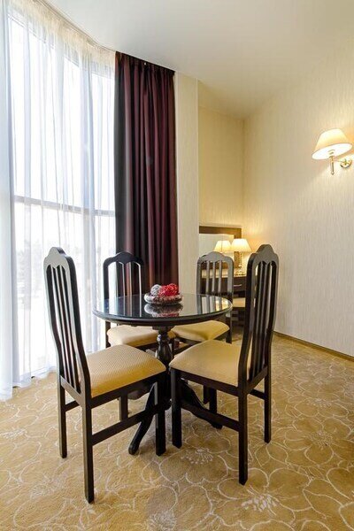 Студия 2-местный (с видом на горы, без балкона)