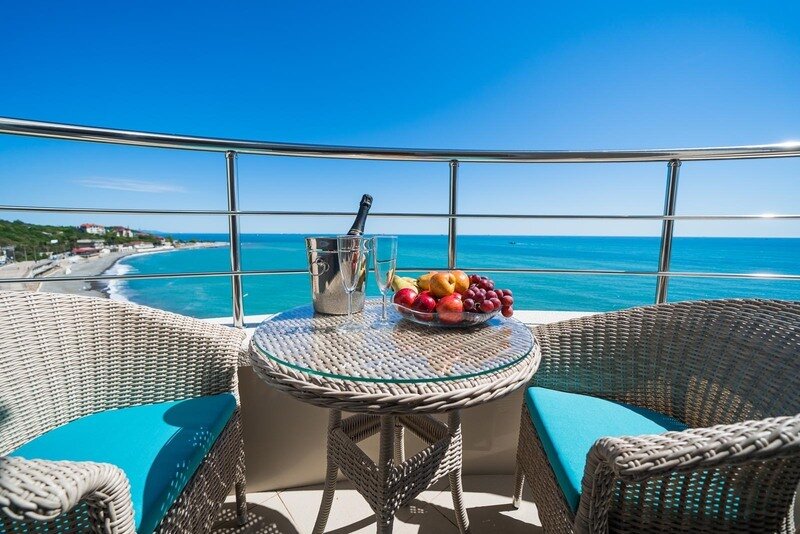 Люкс 4-местный 3-комнатный Премиум