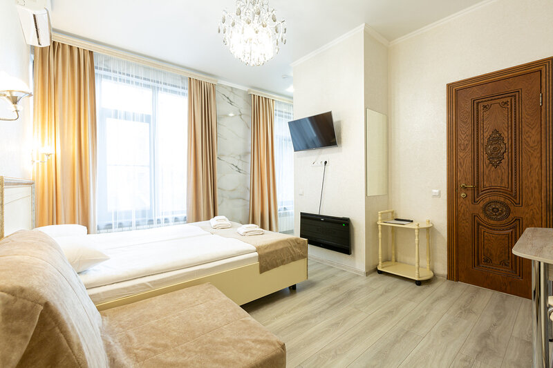 Семейный 4-местный (с кухонным уголком)