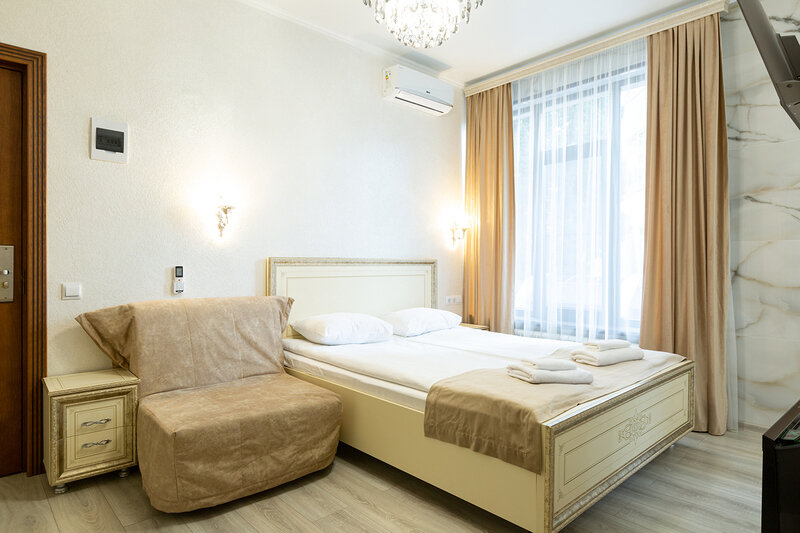 Семейный 4-местный (с кухонным уголком)