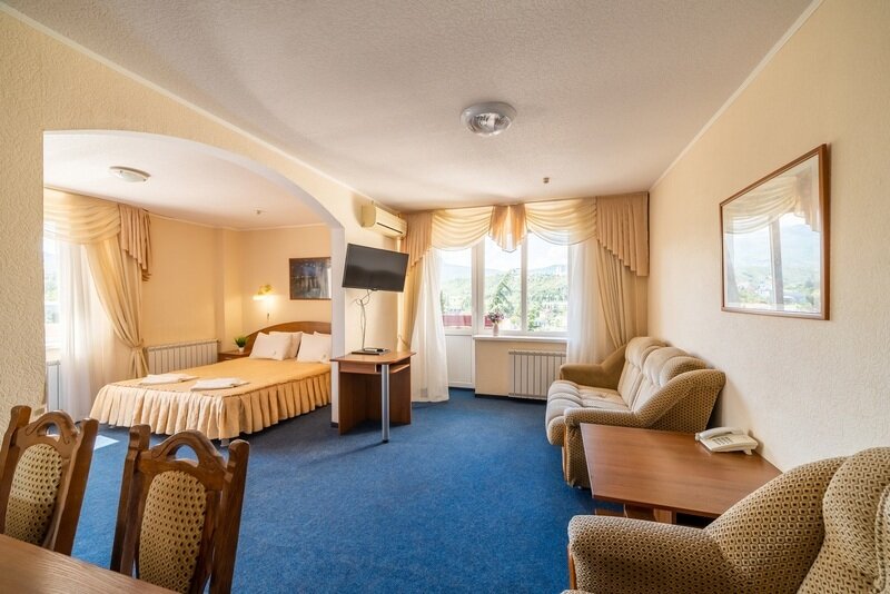 Студия 2-местный