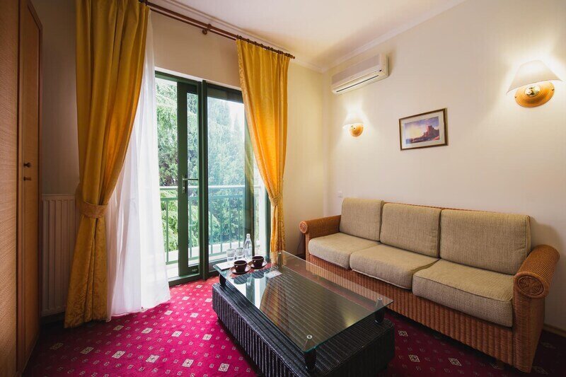 Семейный 2-местный 2-комнатный (Вилла 4)