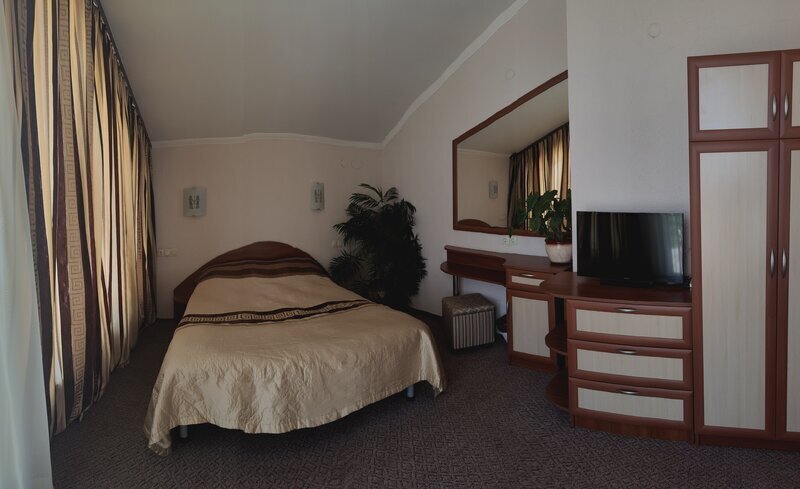 НОМЕР ЛЮКС ПОВЫШЕННОЙ КОМФОТНОСТИ (4)