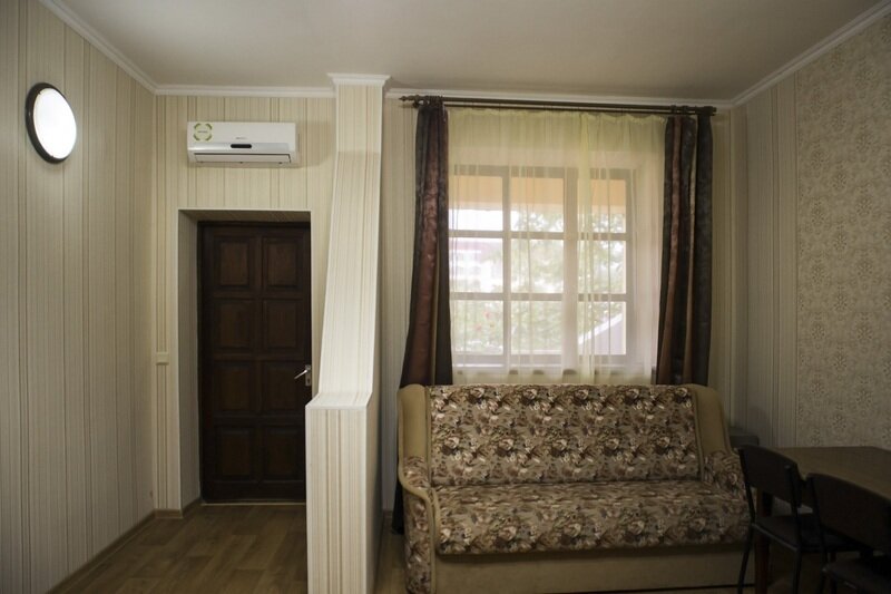 Стандартный 3-местный 2-комнатный