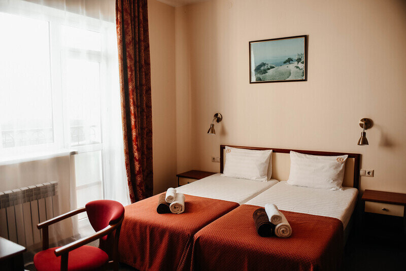 Стандартный 2-местный 1-комнатный (вид на бассейн)