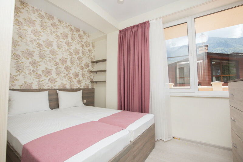 Апартаменты 4-местный Улучшенный (1 этаж)