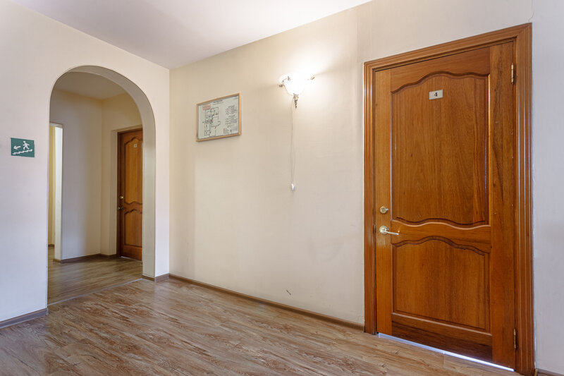 Эконом 1-местный (с собственным отдельным сан. узлом)