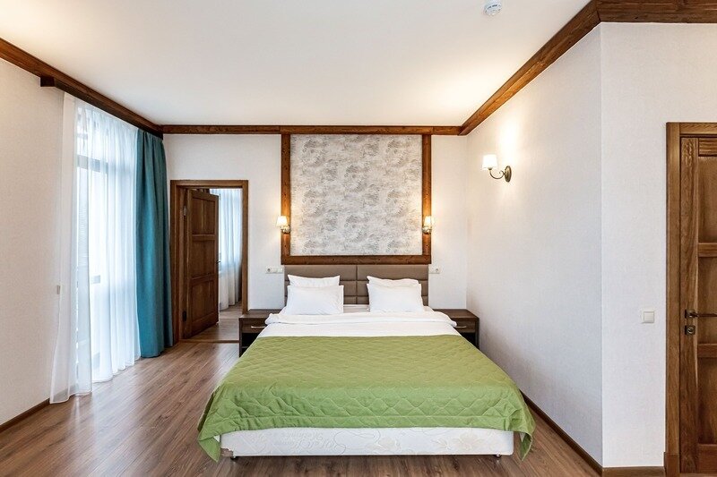 Люкс 2-местный 2-комнатный (308)