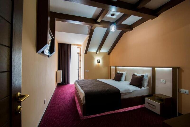 Коттедж 4-местный