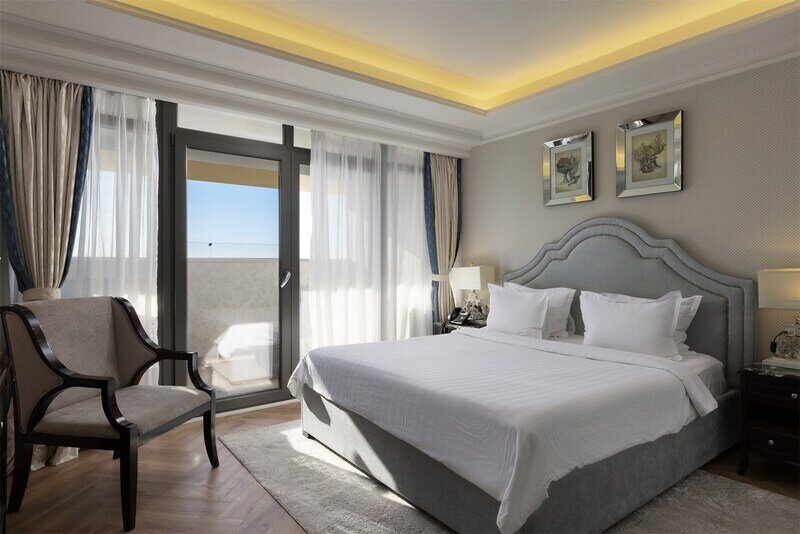 637745145397123220-fce4a7d7-8416-4d7c-96fc-ea92239116f0