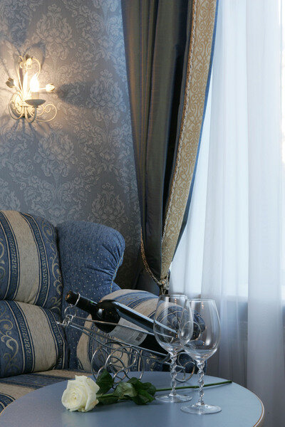 Джуниор сьют 2-местный Белые ночи