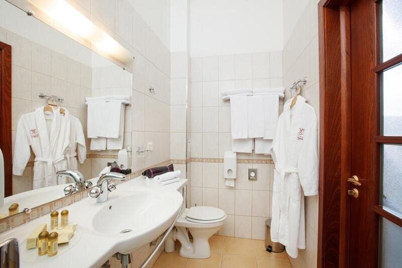 Джуниор сьют 2-местный Белые ночи