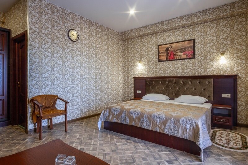 Люкс 3-местный (вид на море)