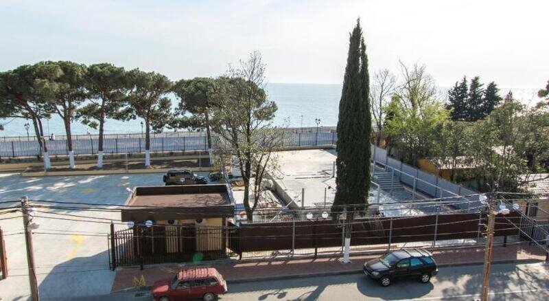 Люкс 3-местный (вид на море)