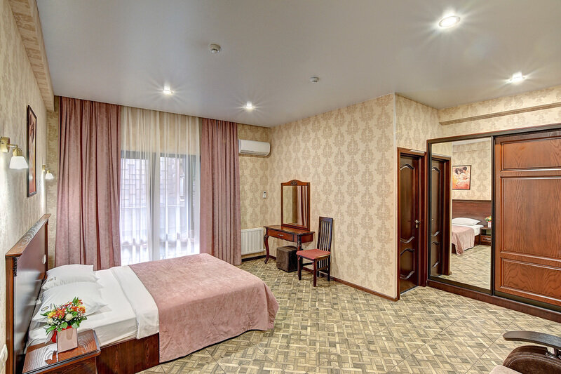 Стандартный 3-местный