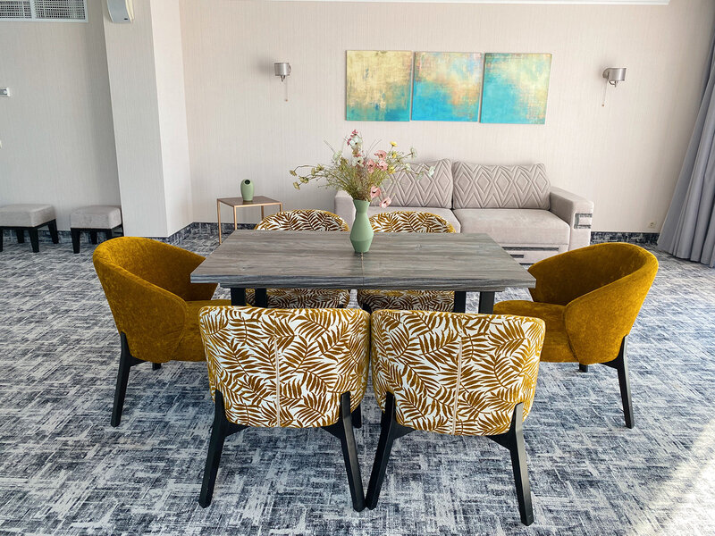 Апартаменты 4-местный (с бассейном, вид на море)