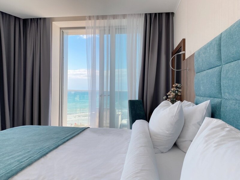 Апартаменты 4-местный (с террасой, вид на море)