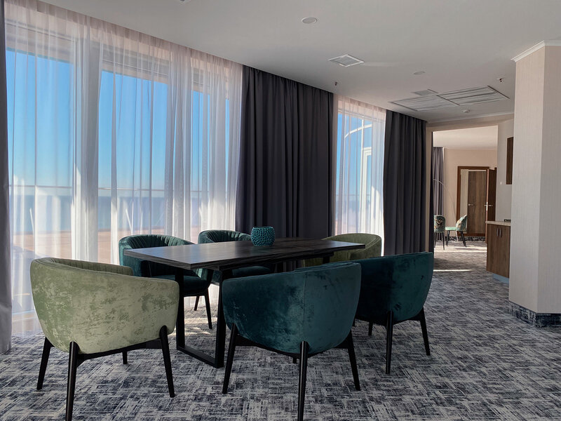 Апартаменты 4-местный (с террасой, вид на море)