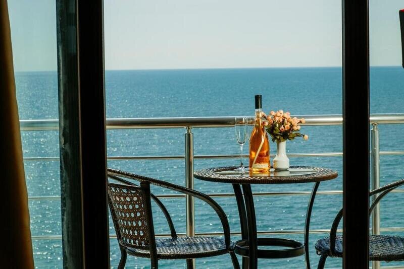 LUXE 2-местный DBL (вид на море)