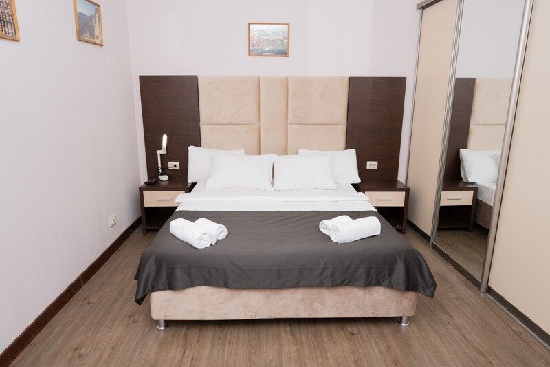 Люкс 2-местный 2-комнатный (с балконом, вид на море)