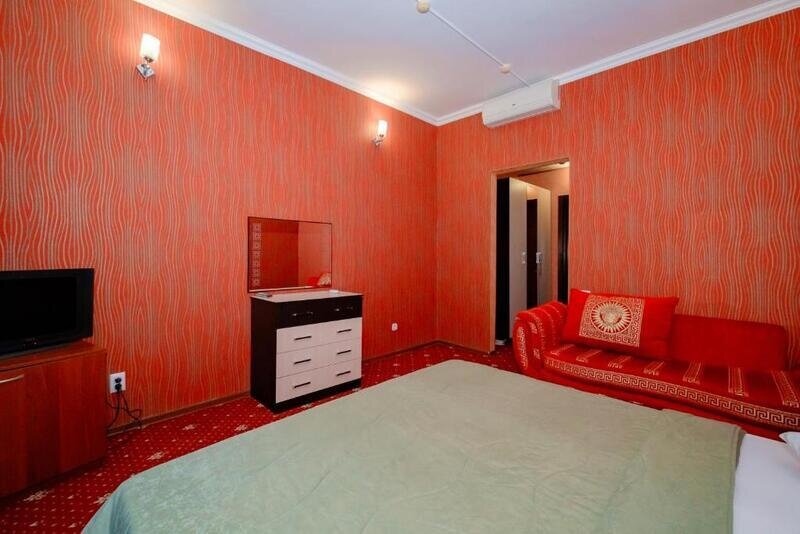 Стандартный 2-местный 1-комнатный (с диваном)